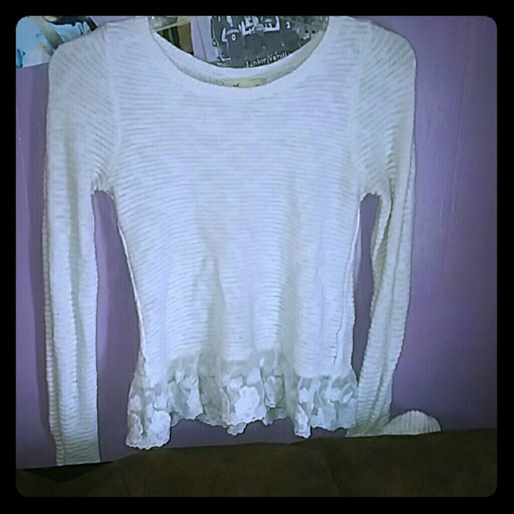 Knitted Hollister white sweater